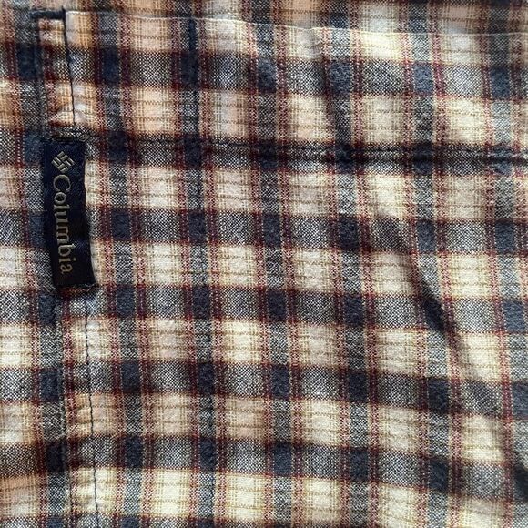 Columbia Men's Button Down Shirt Size  XXL flannel Brown Plaid Long Sleeve - Picture 4 of 5